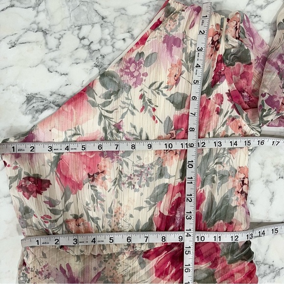 Bloggers Favorite Express metallic floral one shoulder pleated ruffled romper XS - Picture 12 of 16